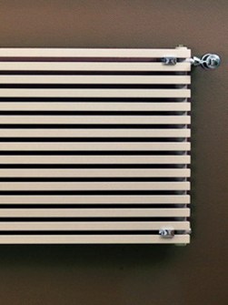 radiador horizontal, radiadores modernos, cuarto de radiador mínimo